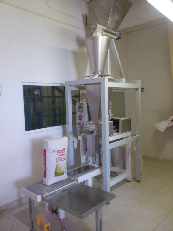 WEIGHING MACHINE FOR VALVE BAGS - Click Image to Close